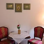 Zur Linde