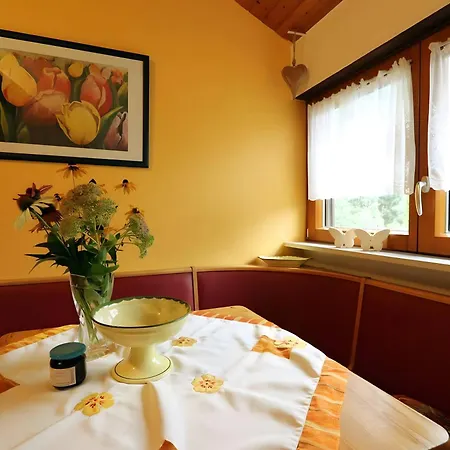 Zur Linde Фермерский дом *